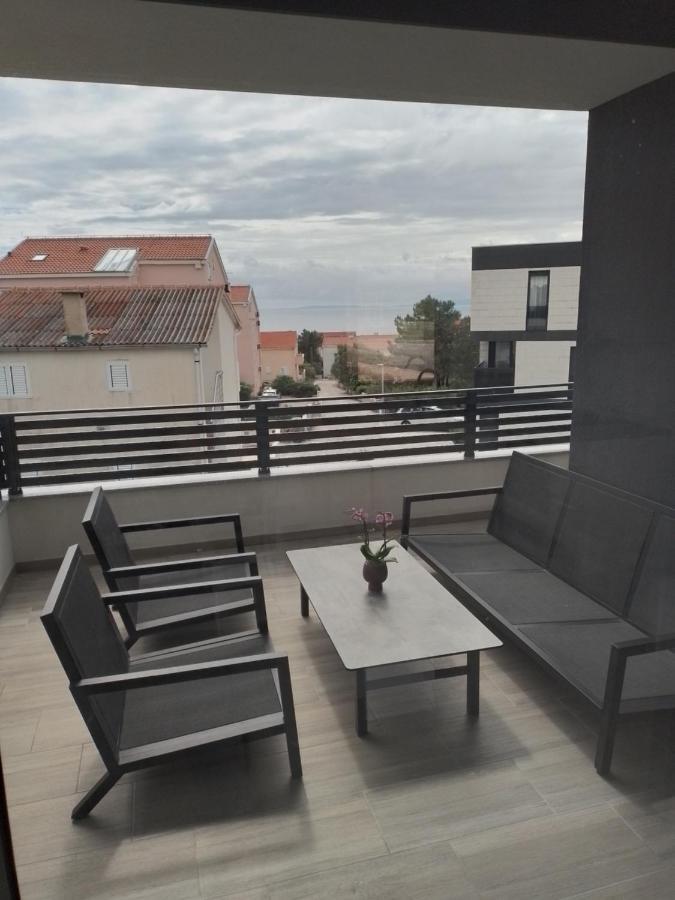 Villa Biba Novalja Buitenkant foto